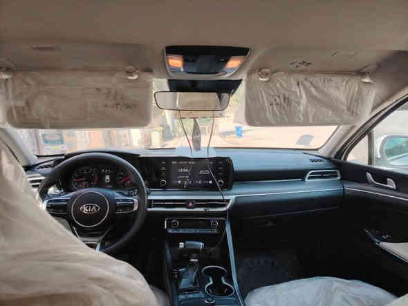 اخوان سلام عليكم اني مكلف بنشر كي فايف موديل 21 أمريكي قطعتين وصندق وبيهه ملاحضات اصباق قليله وبيهه خصمه ناعمه مامئثره سياره سنويه 27 سياره شاشه حساسات امامي خلفي لايت زنون لد كامره دائريه تبريد ثلج شغال شرط حداديه رقم مثنى راعيهه شاب معوق وبعد بيهه ملاحضات اهواية السعر 140 وبيهه مجال قليل رقم الهاتف *********** اخوان بيع فقط سياره ماشيه 100
