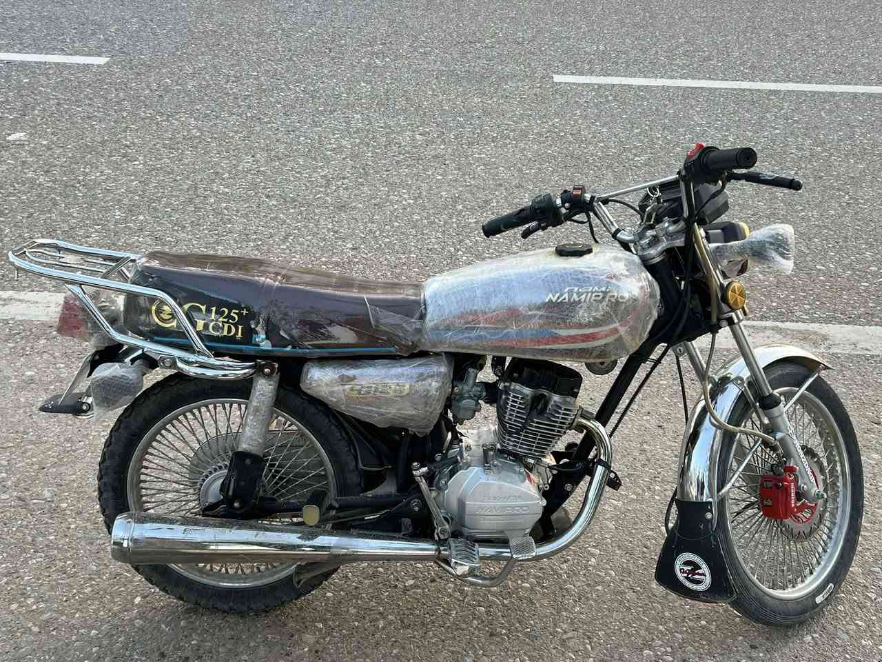 السلام عليكم دراجه موديل 23
نامي برو نضيفه بشرط انكطياهه
سعر 560وبيها مجال مكان کفري
رقم ..***********
