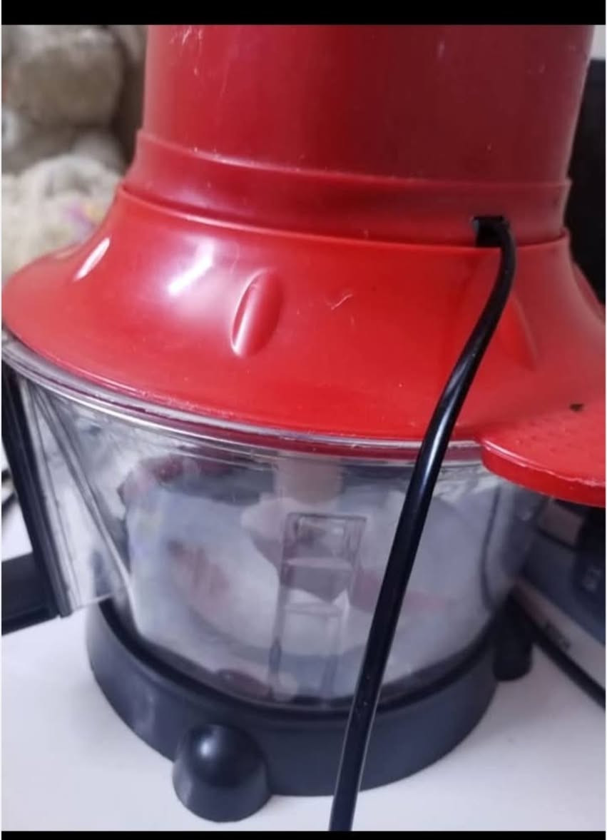 مثرامه لحم للبيع السعر ٣٥ الف مع التوصيل
محضره طعام شغاله تثرم لحم وكل انواع الخضروات حجم. كبير السعر ٨ الاف

عجانه مال كيك ومعجنات  السعر ١٥ الف

خلاط كزار هو والطاحونه السعر ٢٠ الف

كاويه انزو السعر ١٣ الف
الاسعار بيهن مجال للشراي


**إذا كنت صاحب هذا الإعلان وتريد حذفه لأي سبب، رجاءا أرسل رسالة إلى الدعم الفني**