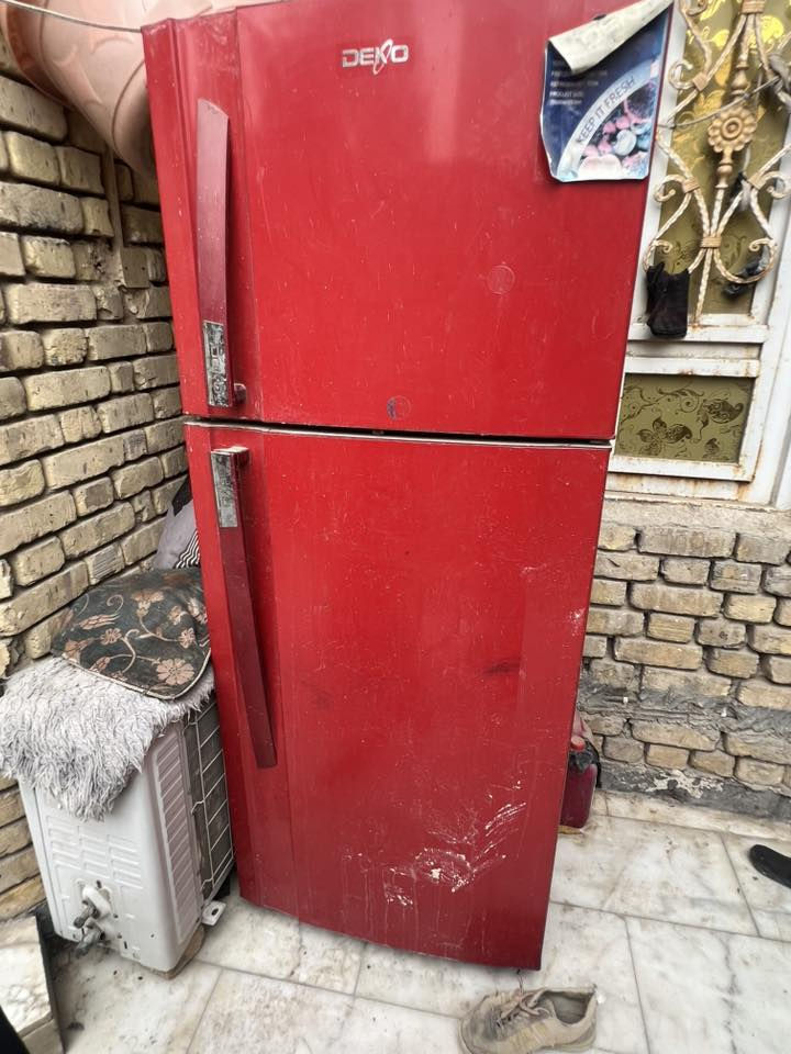 السلام عليكم
سبلت ٢طن شغال السعر ٢٥٠ وبي مجال
ثلاجه حجم كبير بيها ليك السعر ٧٠الف 
الاستفسار  واتساب ورصيد عل فيس ماجاوب
***********

