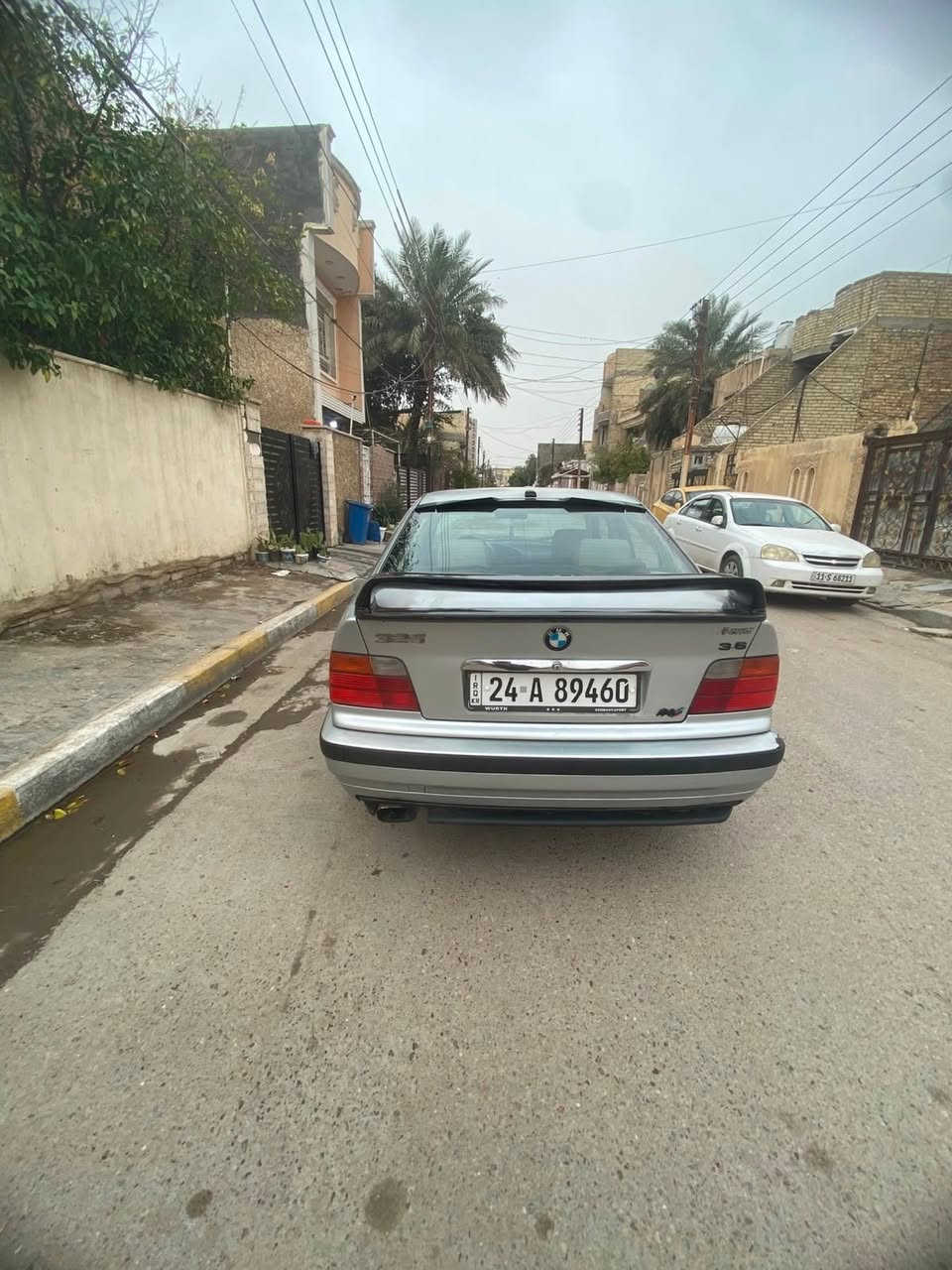 مكينه 6سلندر 
كير ومكينه مكفولات 
تخم تاير جديد وباتري 
فتحه سقف شغاله كهربائيه كله شغال
جام كهرباء
سياره مصبوغ عام جماليه مابيها ضربه
نقص تبريد السعر ٤٥ وبيها مجال 
بسيط تحويل ثاني يوم 
***********
***********

