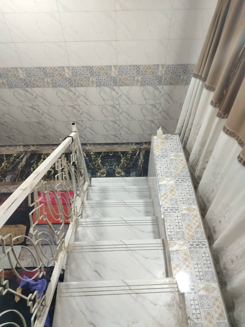 بيت 80 متر غرفتين فوك وجوه  بناء جديد طابو زراعي مقابيل قريه الغدير عامود ٣٢١  صب كونكريت  جديد بيت  ***********  سعر ٣٥ وبي مجال قليل
