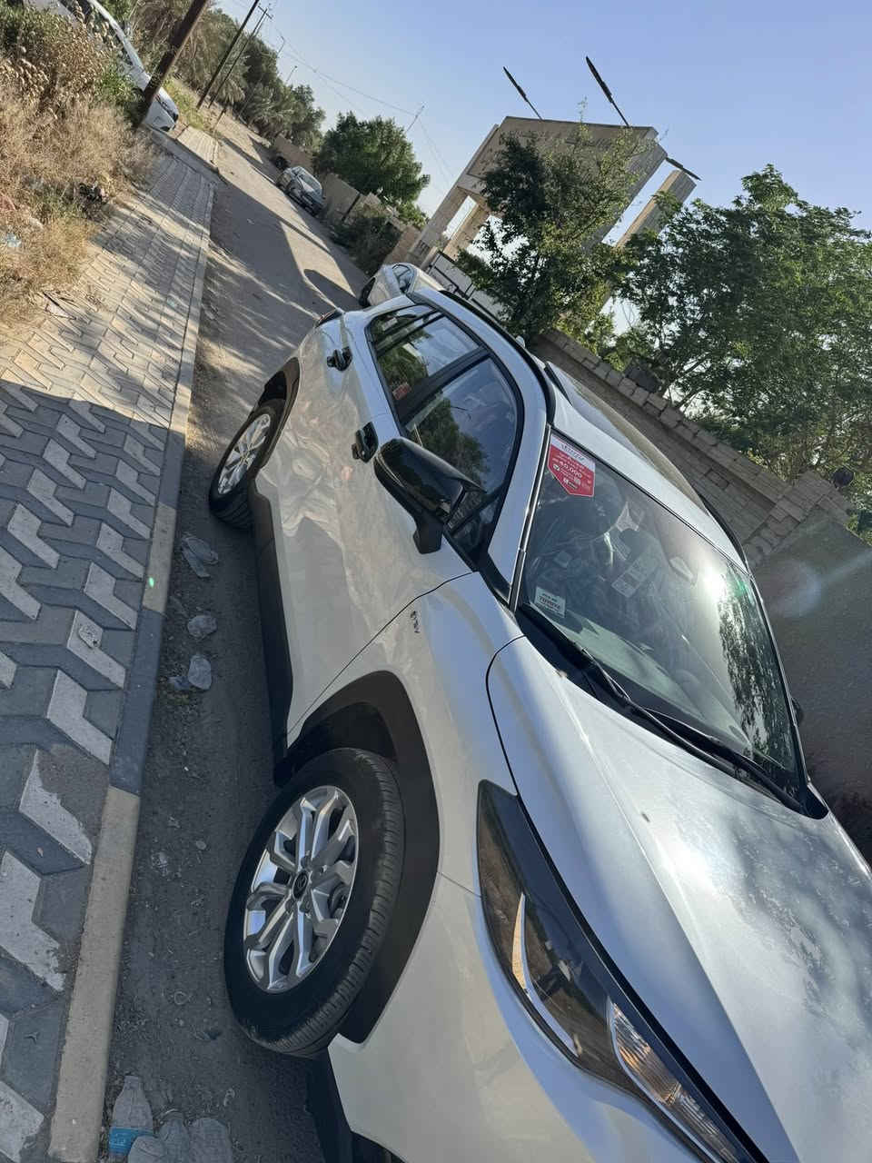السلام عليكم.
فرونت لاندر s فول  ٢٠٢٥ شكل ٢٠٢٦ 🔥🔥
فول ١/١ 
* كشنات حمر.
* جنطه كهرباء
* عداد المشي 8,000km حقيقي
* بعدها بضمان الشركه. 
* كشن كهرباء. 
* شاشه كبيره
* لدات محيطيه داخليه
* عليها كت كامل 
* بيها رصعه خفيفه جدآ في الچاملغ والباقي مكفوله كفاله عامه ان شاء الله 
رقم بغداد 
مكان السياره بغداد شارع فلسطين
السعر ٢٨،٤٠٠،٠٠٠ دينار عراقي ( بيها مجال ان شاء الله ) 
للأستفسار 
***********
