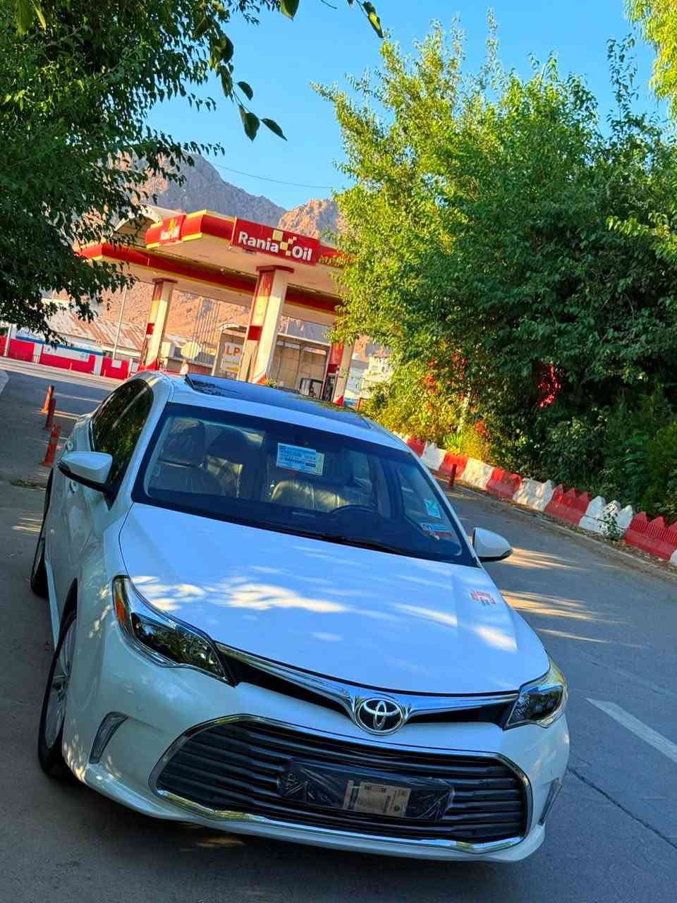 ئه ڤه لون ٢٠١٦ خليجي  دوو حاسە  سلايت  و بەسمە كوشن جلد و کارەبایی و  
Eco.Sport .normal  لایت زینۆن و حەدەسە
 ئاوێنە کارەبایی و گوێ بەرخ  تەبریت لەمس  و دژە خلیسک  حاسەی پێش و پشتی  و جەندەها مواسەفاتی تر 
 
 سەنەوی نوێیە و٤ تایەی تازەی لە ژێرە

    وەکو بۆیاخ تەنها ٢ پارجەی بۆیاخە  
٢ ساردی بجوکی هەیە  
   
 سحری :١٧٠
***********
*********** wats app w vibar رانية, السليمانية
