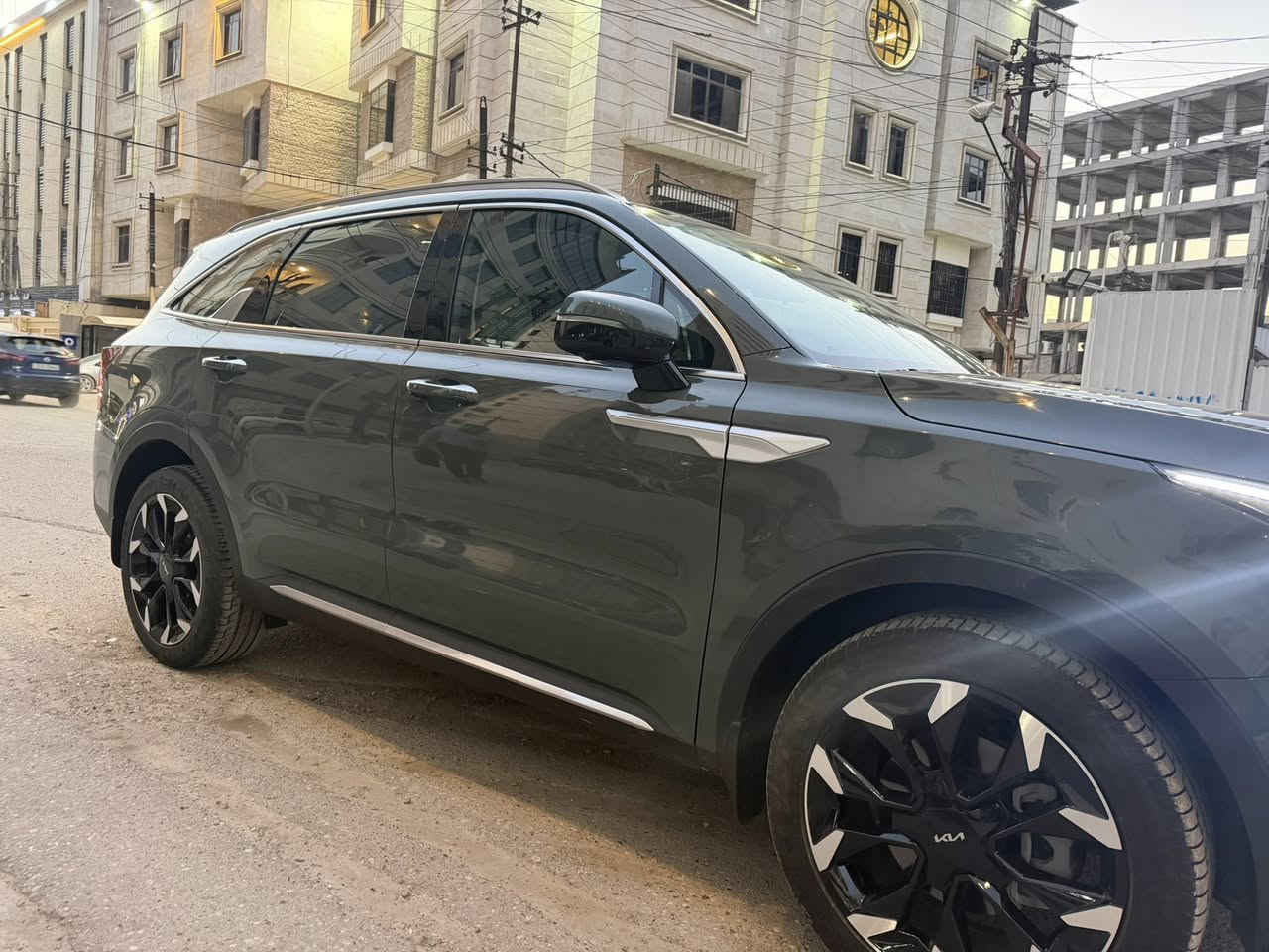 السلام عليكم للبيع سورنتو 2025 ضمان الدولية بعدهي بلضمان 5سنوات لون زيتوني ماشية 2300k فول واحد على واحد 6سلندر فور ويل كشنات تدفئة تبريد بصمة داتشو كير ماوس جلد كشنات سبعة راكب فول واحد على واحد بانورما جنطة كهرباء اي استفسار الاتصال على الرقم ***********
