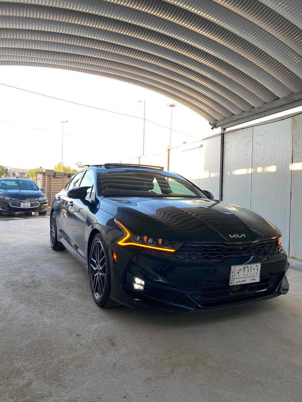 Kia K5 2022 GT

سيارة جديدة ماشية 56

‏(‎فول مواصفات1/1 )

محرك 2500 تيربو🔥🚀290h

‏‎1- بصمه تشغيل +ابواب +صندوق 

‏‎2- سقف أسود بانوراما 

3- سايد بريك دكمه

‏‎4-قيادة ذاتيه 

‏‎5- نضام ABS

‏‎6- مانع انزلاق

‏‎7- حساس أطارات 

‏8- ‎بك لايت ليد

‏‎9- شاشة كبيرة  

10- ستيرن رياضي تدفأ

11- تدفئه وتبريد كشنات + كشنات جلد 

‏‎12- مقاعد  قابل للتعديل كهربائياً

13- خزن ميموري لكشن السائق

14- نظام UVO (تشغيل وفتح السيارة عن طريق الهاتف)

‏‎15- كامرات عدد 4 🔥360درجه 

‏‎16- كشافات امامي

‏‎17- شاشه اعطال 

18- رادار امامي توقف ذاتي 

‏‎19- رادار جانبي

20- رادار خلفي

‏21- ‎مراقبة النقطة العمياء

‏22- ‎رادار خطوط البيضاء وتحديد مسار  

‏‎23- أشاير بالمري 

‏24- ‎لايتات ‏ثلاثة عدسات زينون عالي ناصي + ليد 

‏‎25- انظمه قيادة 4

‏‎26- فول تحكم ستيرن

‏‎27- كير أوتو + عادي

28- شفتات بالاستيرن

‏‎29- ئوتو بريك 

‏‎30- الخريطة🗺📍

‏‎31- شحن اللاسلكي 

‏32- ‎صندوق ‏كهربائي ذكي  ينفتح بس صير خلفه

‏‎33- التشغيل عن بعد 

‏AUTO HOLD - 34 

‏‎35- مصابيح خلفية LED+ مصابيح ضباب LED 

‏‎ Android Auto + Apple Carpla -36

‏37- ‎مخارج usb خلفيه

38 - اناره داخليه لمس

39- مرايات جانبيه كهربائيه قلابه +شفط

40- نظام الاستراحه

41- 12 سماعة مو 8 ومن شركةbose 

42- زر قفل الجام والابواب الخلفيه لمنع الفتح 

43 قطعتين تبريد 

‼️السياره حادثها بنيد وباب خلف السايق مبدل بدون دواخل لباب مبدله ارباك رجل ودركه فقط 

مكان السياره حي الخضراء 
***********

السعر 168 وبيها مجال
