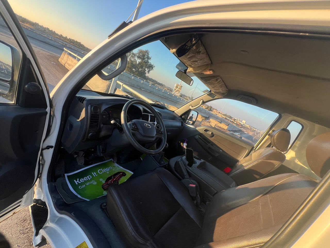 السلام عليكم كيا فحل 2016ماشية 33حقيقي سياره زيرو محرك انضف من الجديد ما ممدود علي سبانه مكفوله من الدعاميه للدعاميه السياره ما مشتغله ابداً السيارة بل حقيقه احله من الصور السعر 162وبي مجال السيارة تسوه للجناية 
***********
***********
