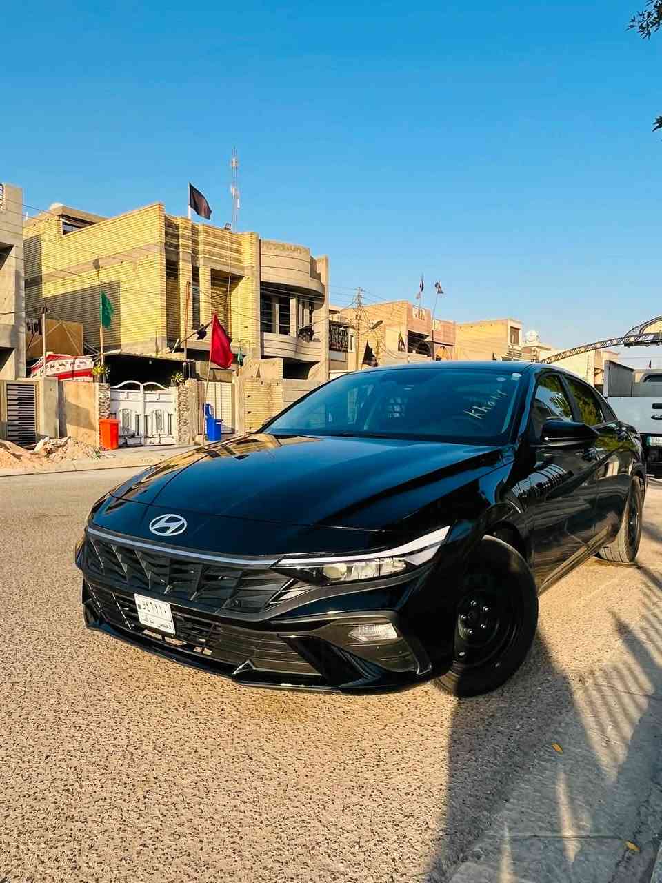 السلام عليكم النترا 25 لون اسود دخول جديد  باسمي منفيست السيارة حادثها بنيد ايرباك دركة مااشية 23 الف  
تبريد راديترات شركة

المواصفات

 بصمة 
لايتات زنون 3 عدسات
شاشة دجتل
سستم صوت 
فول بصمات
شاشة كبيرة 
محرك 2000 دوش 🚀
كامرة دوارة
بصمة صندوك
ترحيب عند الاقتراب
صندوق ذكي
دخول ذكي 
بصمة ابواب
تشغيل عن بعد
رادار امامي
رادار خلفي
رادار جانبي
تدفئة كشنات
تدفئة ستيرن
تحديد مسار
قيادة ذاتية
توقف ذاتي 
تنبيه عند مغادرة المسار
كروس سرعة
وضعيات قيادة
صندوق ذكي
وبعد هواي مواصفات بيها

سيارة جاهزة وكاملة بدون نقص

السعر 132 بيها مجال بسيط

بغداد تقاطع درويش حي العلام***********
