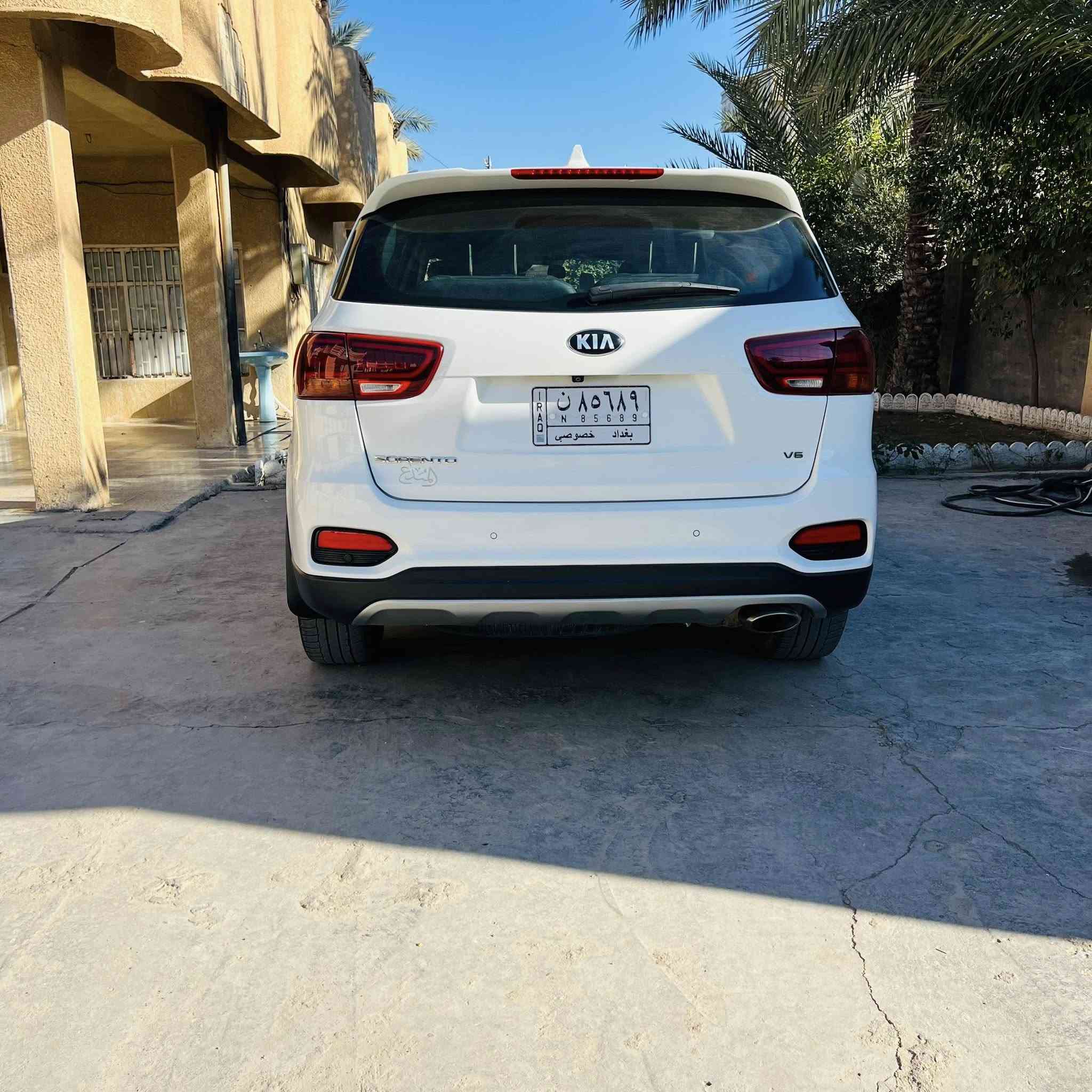 السلام عليكم
كيا سورنتو 2020 خليجي 
مكفوله سونار مرفق بالصور 
فول مواصفات عدا البنراما 
رقم بغداد تحويل مباشر 
ماشيه 84 ألف حقيقي 
السعر 255 بيه مجال بسيط 
اللاستفسار اتصال ع الرقم ***********
العنوان الفلوجه
