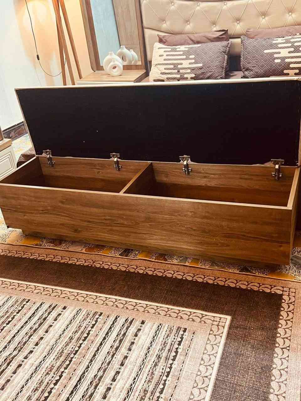 غرفة تركيا نضيفة جداً 9 قطع هايدروليك وبيها انارة مكاني بغداد للأستفسار ***********
