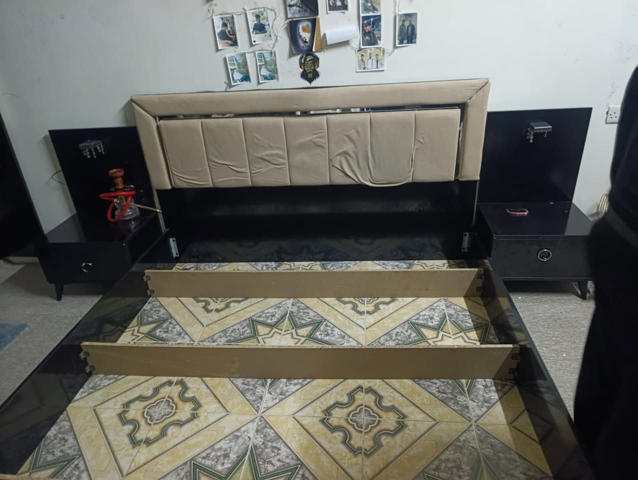 غرفه نوم تركي مستعمله خمس قطع نظافه ممتازه
وااتساب ***********
