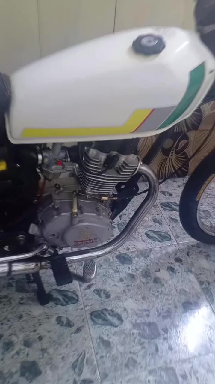 للبيع تايكر موديل 18 كلك تعمير جديد مابيهه نقص كربلاء حي العباس سعر 250 مجال بسيط ***********
