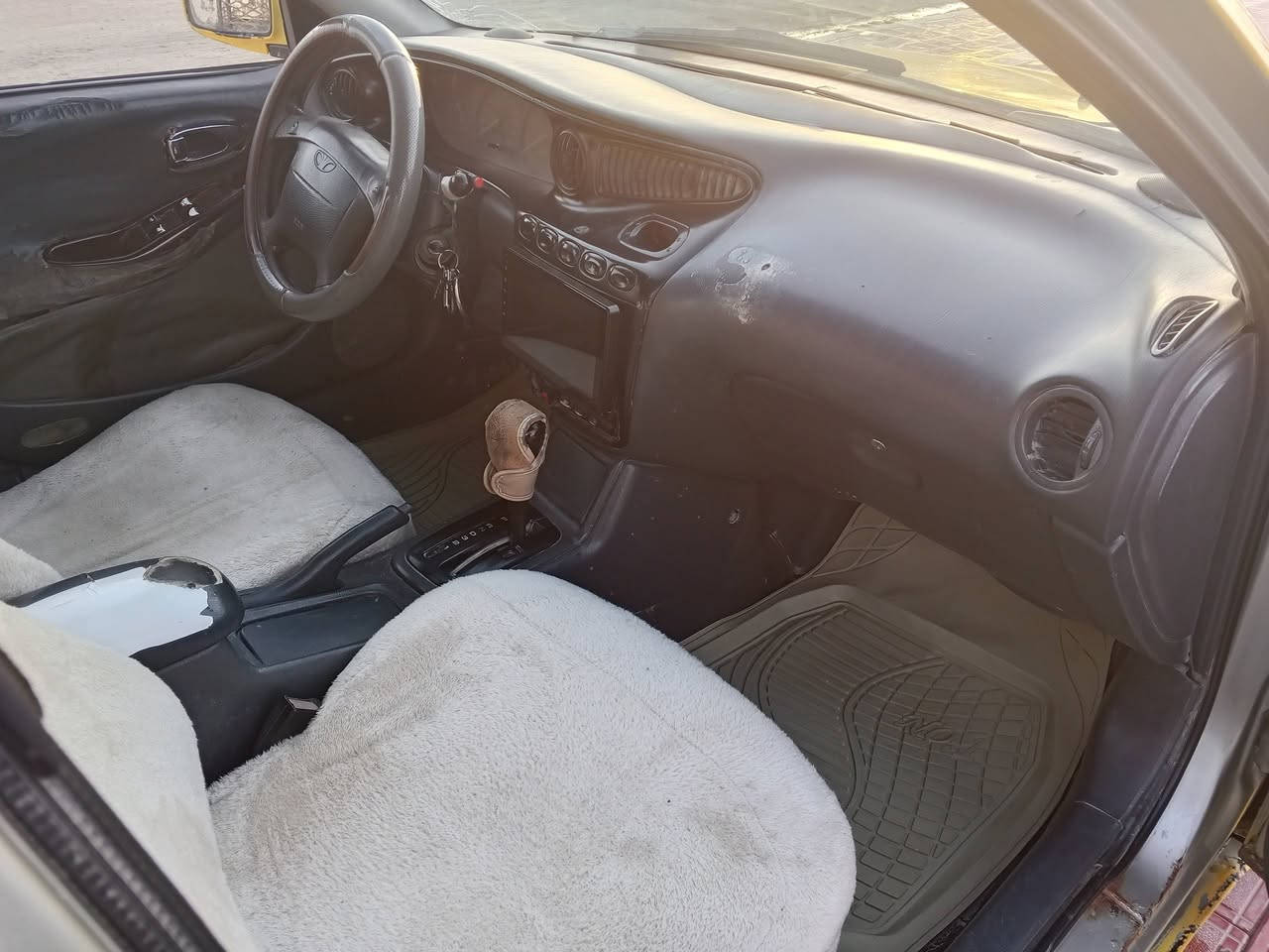 سلام عليكم سياره البيع دايو لكنزه مكينه كورله تبريد شغال حداديه نص بطنه مثل ماموضح بل صوره نضيفه عنوان السياره ناصريه قضاء شطره سعر 35بيه مجال قليل ***********
