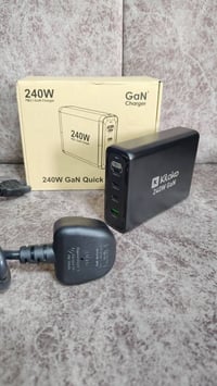 شاحنة • ٢٤٠ واط