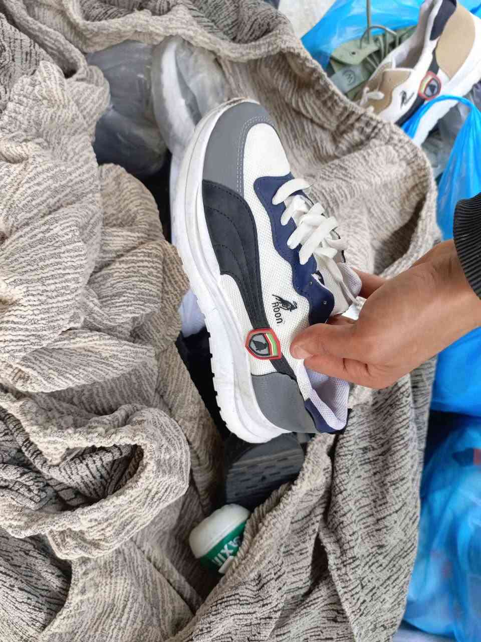 سلام عليكم شلعة احذيه للبيع تصفيه قياسات من 39لل44 سعر القطعه ٢٠٠٠ دينار بس البصرة, العراق


**إذا كنت صاحب هذا الإعلان وتريد حذفه لأي سبب، رجاءا أرسل رسالة إلى الدعم الفني**