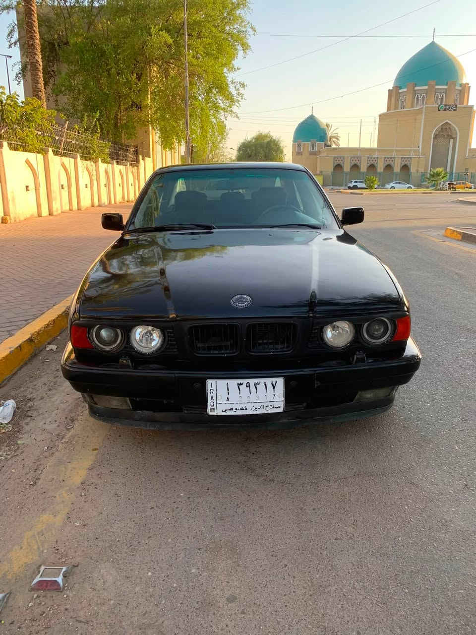سلام عليكم 525 اصل موديل 94  مسكر فانوس 
المواصفات دبل ايرباك دبل جكمجه سلايت بجم عريض كشانه كهرباء داخل صاج كير اوتو  
مكينه كير اكسل كفاله اكسل 3.23 تخم تاير 
حداديه امامي وخلفي بجيس كهربائيات كلها شغاله
سياره ترايها مال 26 بنكه كهرباء انسه شي اسمه حماوه رقم صلاح الدين مشروع وطني تحويل شوكت ميعجبك سنويه 2028 مكاني بغداد #سعرها60 وكلشي اكو بسوك سياره مال جناي مو بياع شراي 
***********
