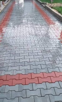 متوفر كادر عمل  نشتغل انواع الارصفه شوارع حدائق مدارس دوائر   سعر (الم...