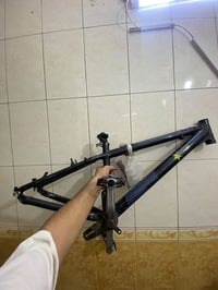 للبيع بس لشه فريم  قويه ستب كلش نضيف  رقم ٠٧٧٦٥٢٧٩٣٢٦ سعر تدلل