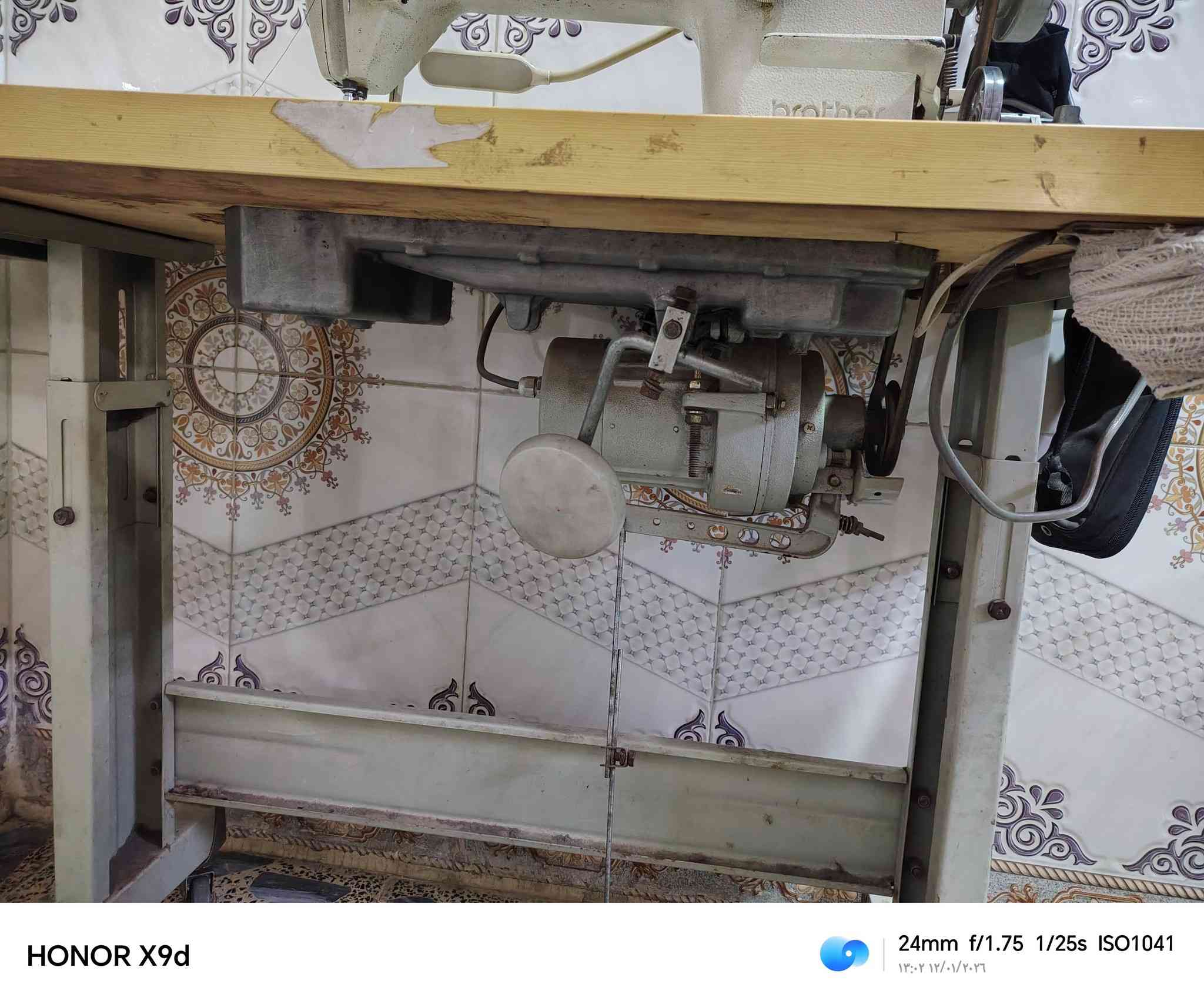 السلام عليكم  عدنه مكينه برذر للبيع اخت جديه سعر 250رقم ***********
