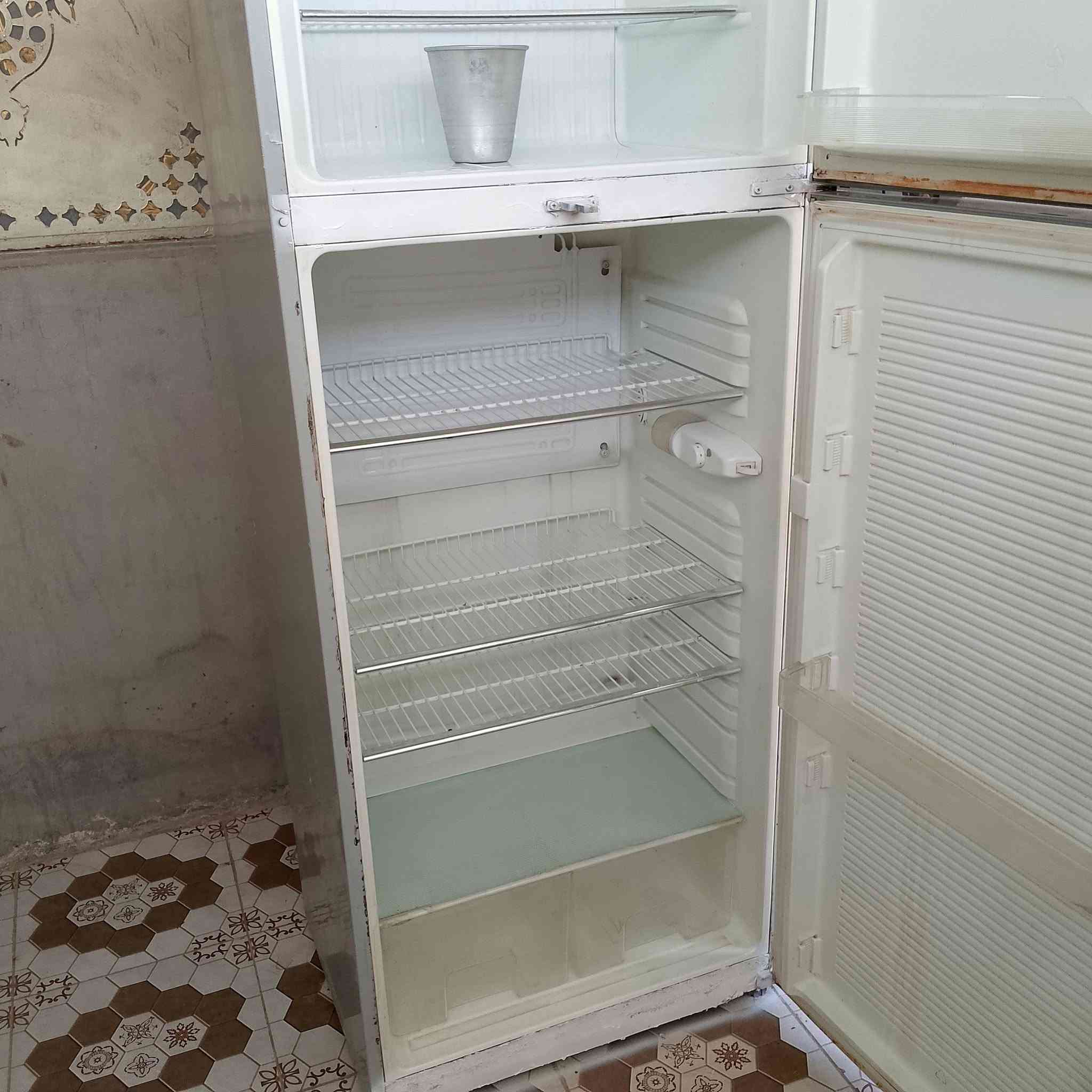 لبيع كلش جبيره سعر 150لطيفيه حي الزهور ***********
