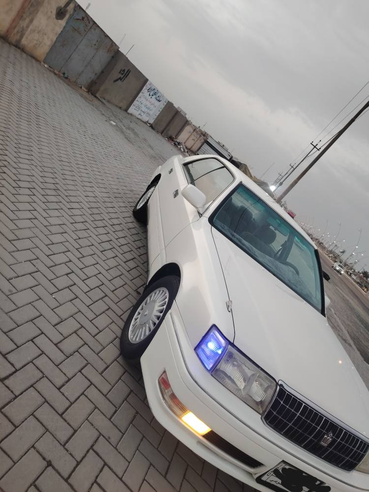 السلام عليكم راس الثور فلات للبيع موديل 1996 صدفي شاصي 55 كرستال اصل دكمتين رقم بصرة 
بيها صبغ قمارة وجاملغات خلفية
مكفولة من الكص والنقل الجثة والضربة والرسميات
سنويتها منتهية صارلها سنه
مكينة وكير وحدادية وتبريد وكهربائيات مكفولات جاهزة السيارة
السيارة ماعوزها شي بديها حلو(بيها هذا زلغ بالدعامية مثل ماموضح بالصورة) دواخلها حلوه بس دشبولها مفطر
كشناتها كهرباء السعر 105 بيها مجال قليل
للاستفسار اكثر  *********** البصرة, العراق
