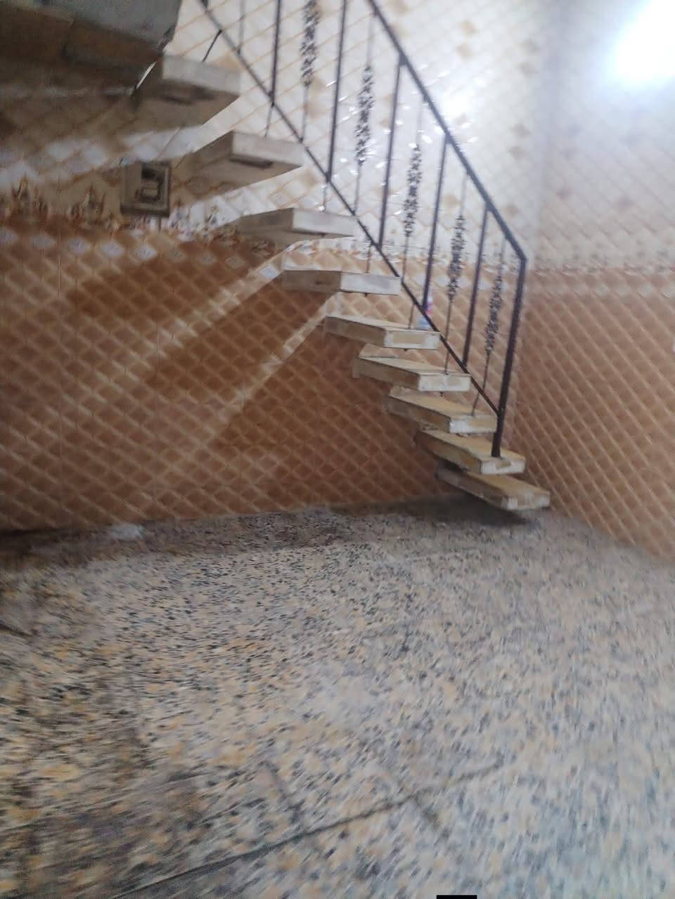 دار للايجار البيت فول
100 طابقين الايجار 350
نجف حي ميسان بشريط مقابيل الوفاء يحتوي ع غرفتين وصالتين وستقبال ومطبخ وصحيات


**إذا كنت صاحب هذا الإعلان وتريد حذفه لأي سبب، رجاءا أرسل رسالة إلى الدعم الفني**