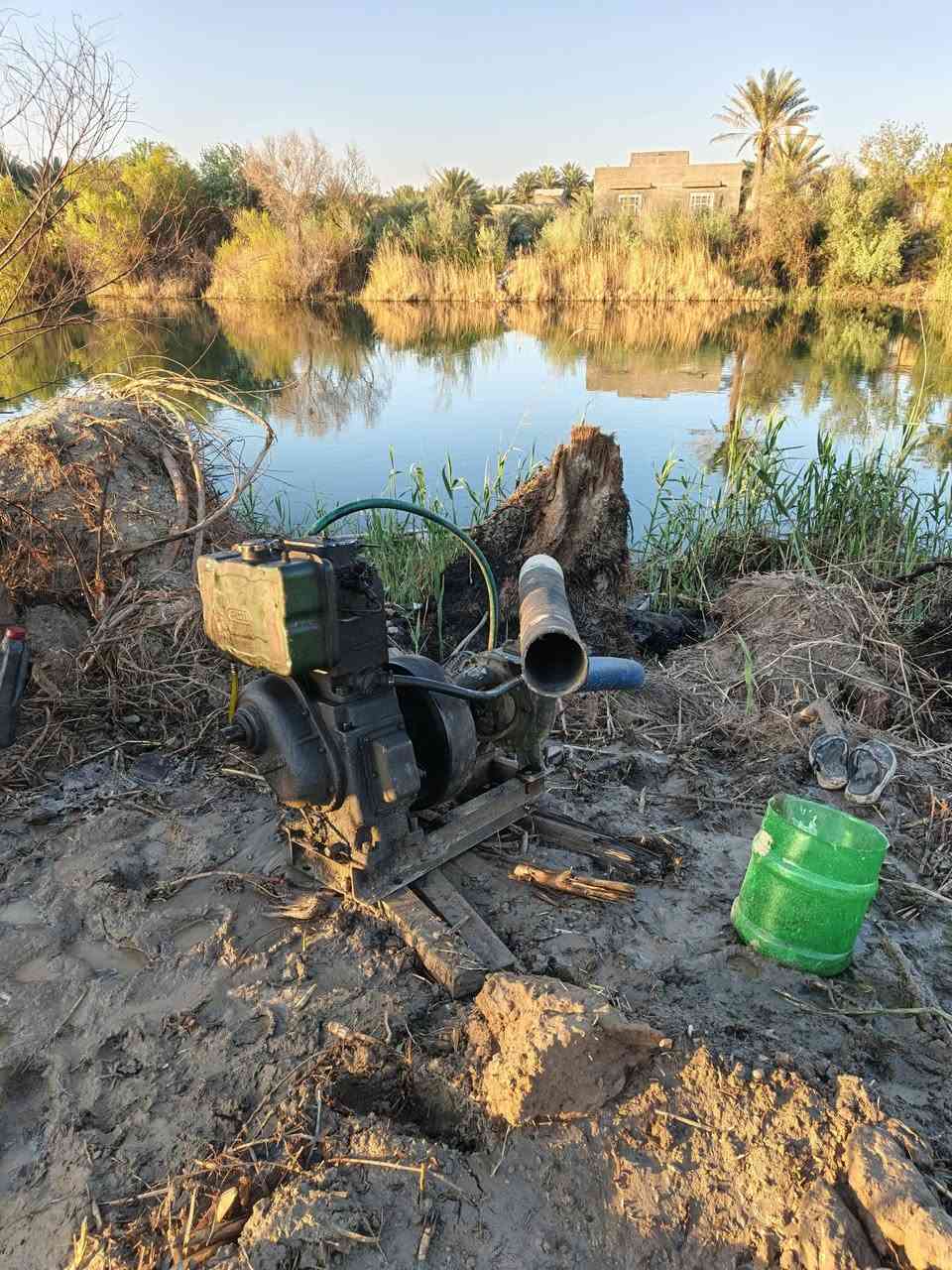 هندي ماي كوري  المكينه الاصليه 4+4 وياه صونده 10متر
بابل طريق حله  قاسم  منطقة العفينات  س 225 
***********
