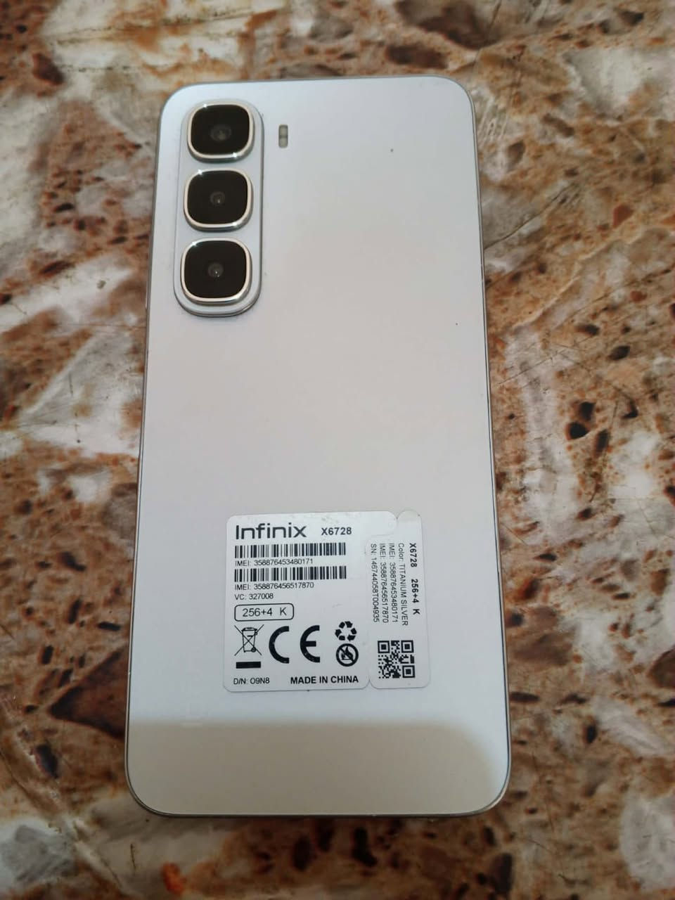 سلام عليكم جهاز
للبيع مراوس ايفون فقط

ذاكره 256

8+8=16 

 بطاريه 5000🔋

السعر خاص الي يريد يتفضل خاص


**إذا كنت صاحب هذا الإعلان وتريد حذفه لأي سبب، رجاءا أرسل رسالة إلى الدعم الفني**