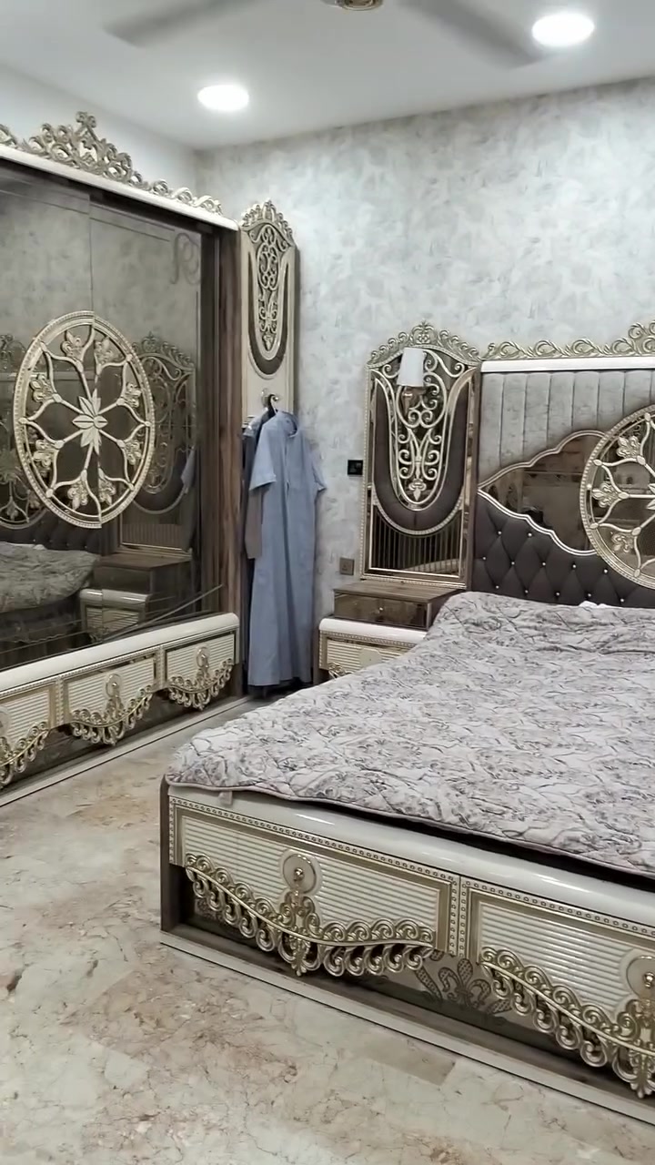 غرفه نوم جديده وفخمه قبل 3اشهر اخذناه سعره مليون جديده كولش


**إذا كنت صاحب هذا الإعلان وتريد حذفه لأي سبب، رجاءا أرسل رسالة إلى الدعم الفني**