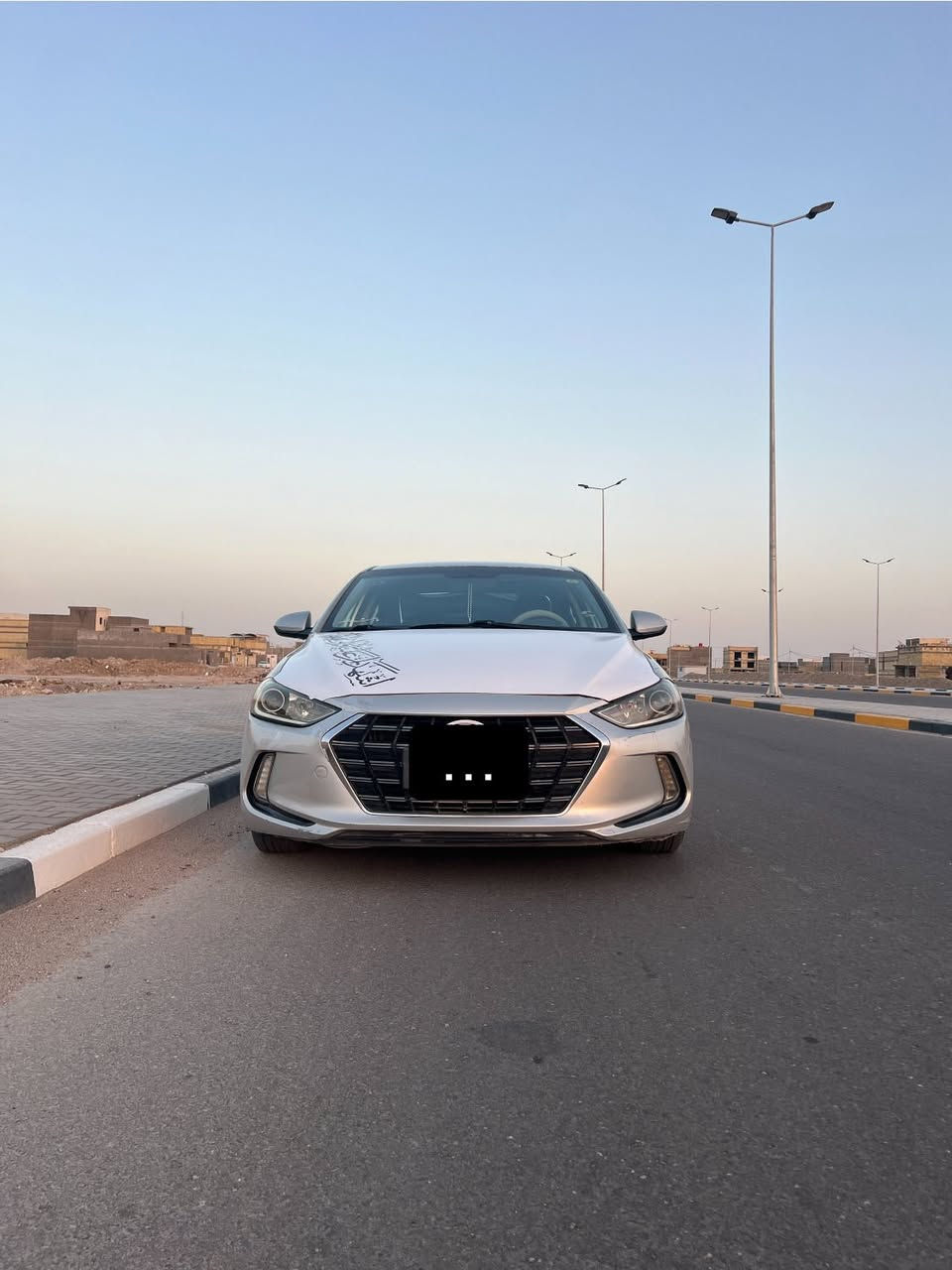 النترا 2018 وارد امريكي حادثها جاملق وبنيد مبدلات والجاملق الثاني مصبوغ محرك 2000 دوش رقم اربيل 
مكاني البصره 
***********
السعر 110 وبيها مجال
