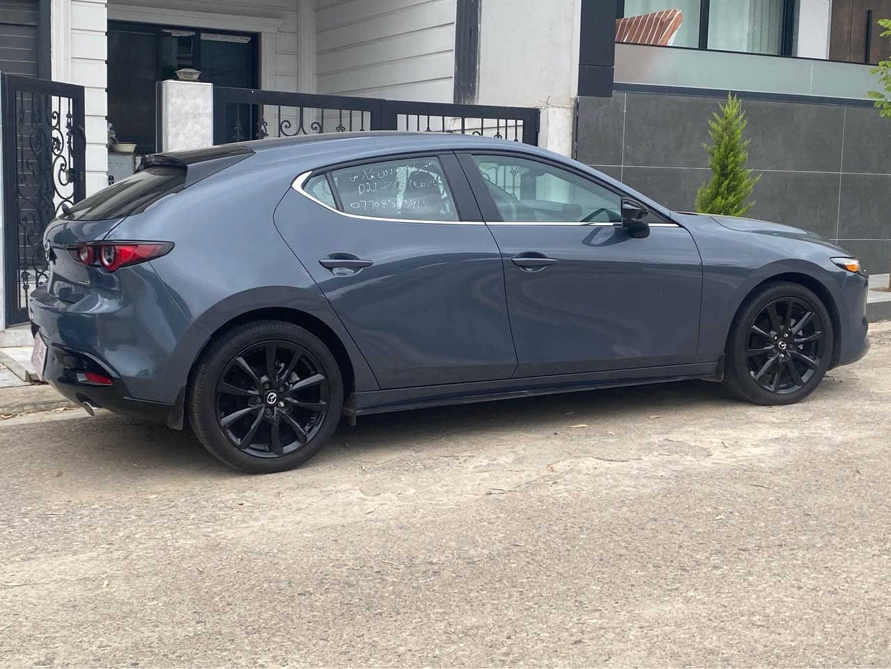 Mazda 3 preferrd 2025  

ڕەنگ چیمەنتۆی پێش و پشتی کەپس بێ ئێرباک

600 مايل ڕۆشته وه

مەکینە 2.5 سکای ئەکتفی بێ تۆڕبۆی awd 

مواسەفاتی پریفێردە 

سلاید کوشن جلدی ناو سور کامل ڕادار سنوق شەفت بەسمە ئۆتۆ هۆڵد زۆر مواسەفاتی تر. 

حادیسەی خەفیف 
ژمارە کاتی سێ مانگ لەگەڵە

چامڵغی پشت سایق بۆیاغە لەگەڵ تۆزێک لەدەرگای پشتی سایق ناو دوسه كه ى بوياغى هه يه.  

بۆزانیاری *********** واتساب 

🚗🚗🚗🚗🚗🚗🚗🚗🚗🚗🚗🚗🚗🚗🚗🚗🚗

148 ورقة به مجال 

مازدا 3 بريفيرد 2025 

لون سمنتي بجم والخلف كبس بدون ايرباك

ماشية 500  مايل فقط

محرك 2.5 بدون توربو awd

فول مواصفات 

دواخل جلد احمر بصمة سلايد كامل رادارات بعد اهواية مواصفات اخرى

حادث خفيف
رقم كاتي مدة الترقيم 3 اشهر 

جاملغ خلف سايق صبغ مع شوية من الباب بدون ايرباك 

*********** واتساب كركوك, العراق
