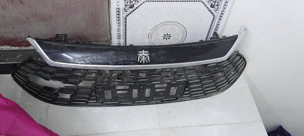 للبيع شباك ولو وبدنه اصليات يحتاجهلهن تصليح خفيف مال جن بلاس مكانهن اعظميه
***********
