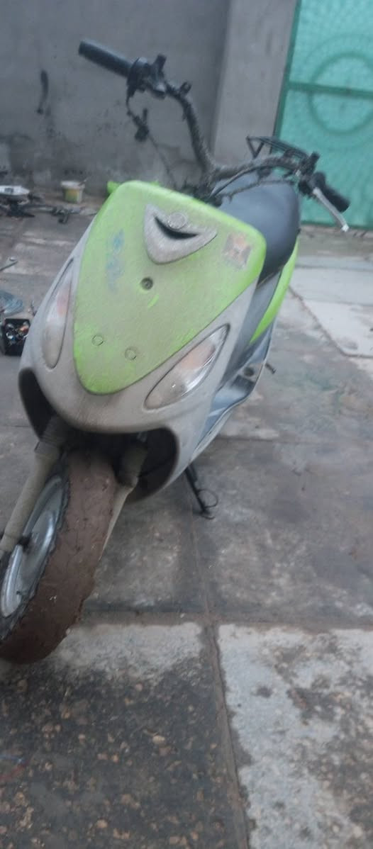 السلام عليكم 
ماكس منغولي للبيع مفتوحه شغاله سلف وهندر 
كفرات كامله 
كهربائيات شغاله 
ديوانيه سدير 
سعر 400


**إذا كنت صاحب هذا الإعلان وتريد حذفه لأي سبب، رجاءا أرسل رسالة إلى الدعم الفني**