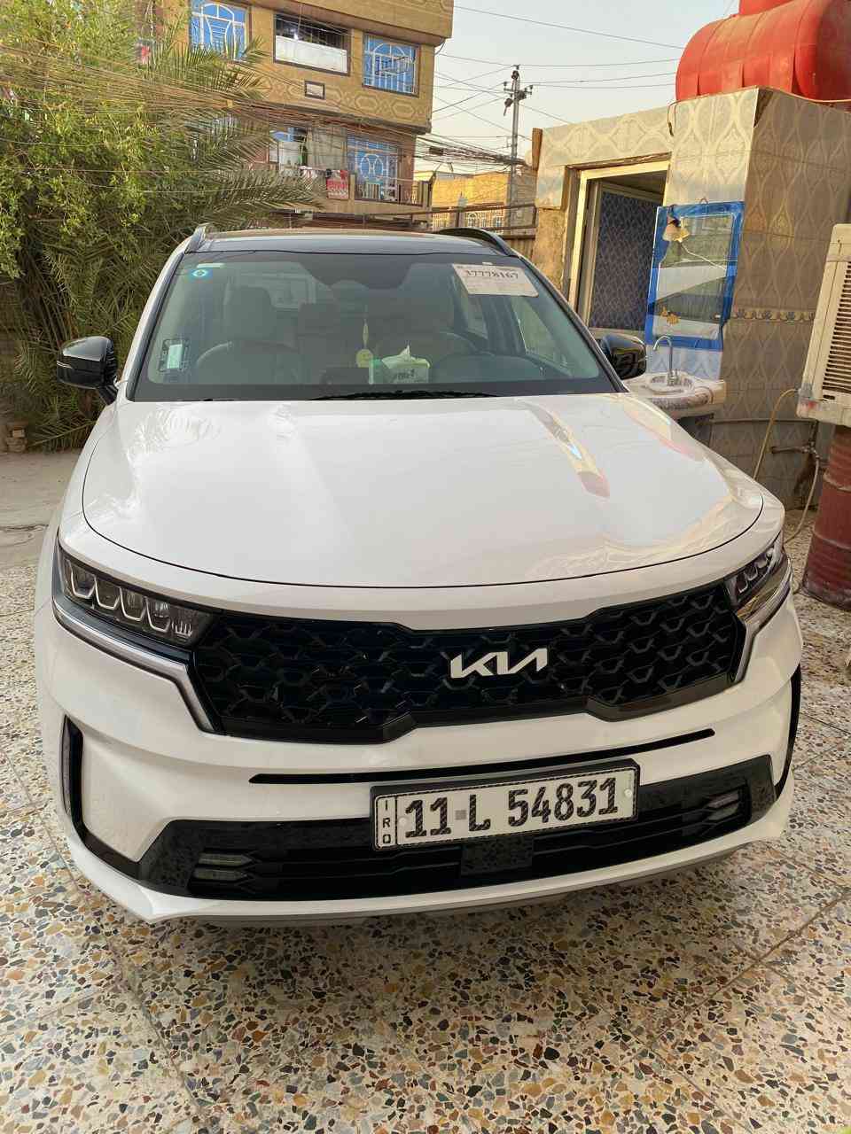 السلام عليكم سورنتو وارد أمريكي موديل 2023 الون أبيض مكفولة كفالة عامة مواصفات S كلين بدون حادث فقط دعامية أمامية السعر 260 وبي مجال مكاني بغداد رقم الهاتف ***********
