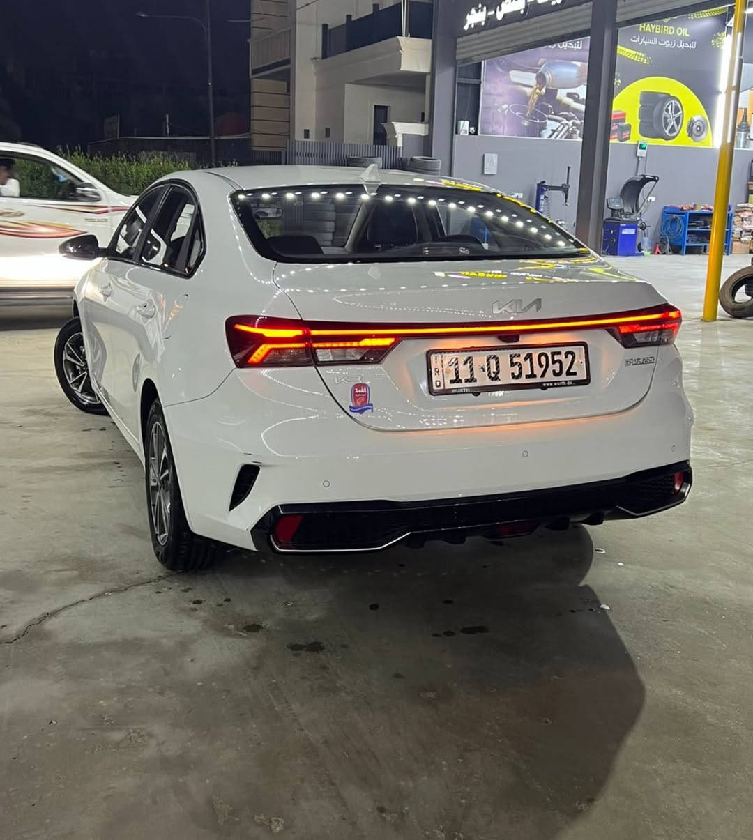 2024 KIA K3  

 رقم بغداد

عداد المسافه31الف KM 
تجميع صيني محرك 1500 دبل نوزل
مكفوله كفالة عامه من ااضربه او صبغ او التبديل
 

بصمه تشغيل 

حساسات اماميه خلفيه 

كشنات جلد 

تبريد بيانو

وضعيات قياده 

مرايه تعتيم

ويل كب 

لايت زينون

اشاير بالمري 

سلايت 

بكلايت ليد 

باقي مواصفات الفول معروفه 
 

السعر145بيها مجال بسيط

مكان السياره بغداد الغزاليه***********
