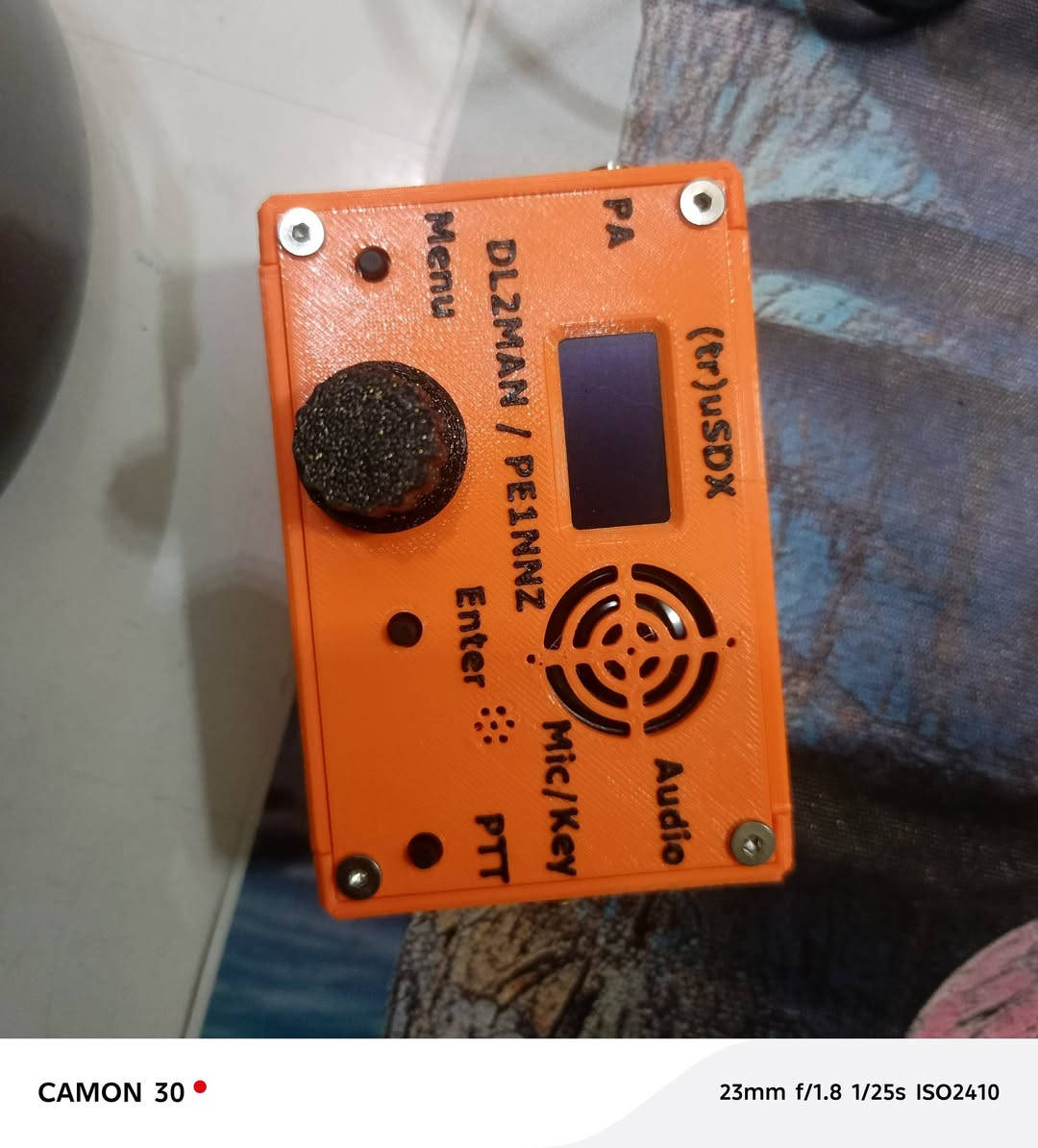 راديو لاسلكي ماعرف جديد  غير مستخدم


**إذا كنت صاحب هذا الإعلان وتريد حذفه لأي سبب، رجاءا أرسل رسالة إلى الدعم الفني**