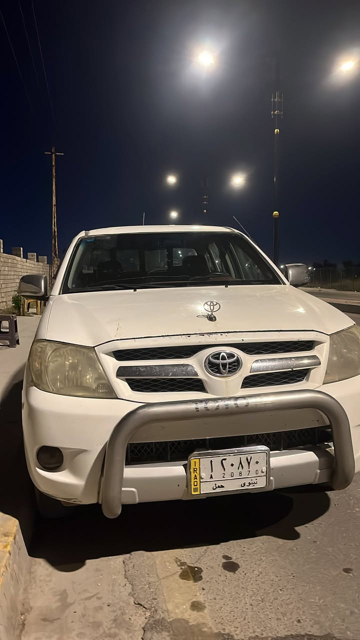 للبيع مرزي 2007 محرك كير شرط بيها طخه بل جاملغ الامامي والجاملغ الخلفي صفحت السايق ومعجون بل تكمه للستفسار اكثر اتصل ***********.    شراي اتصل
