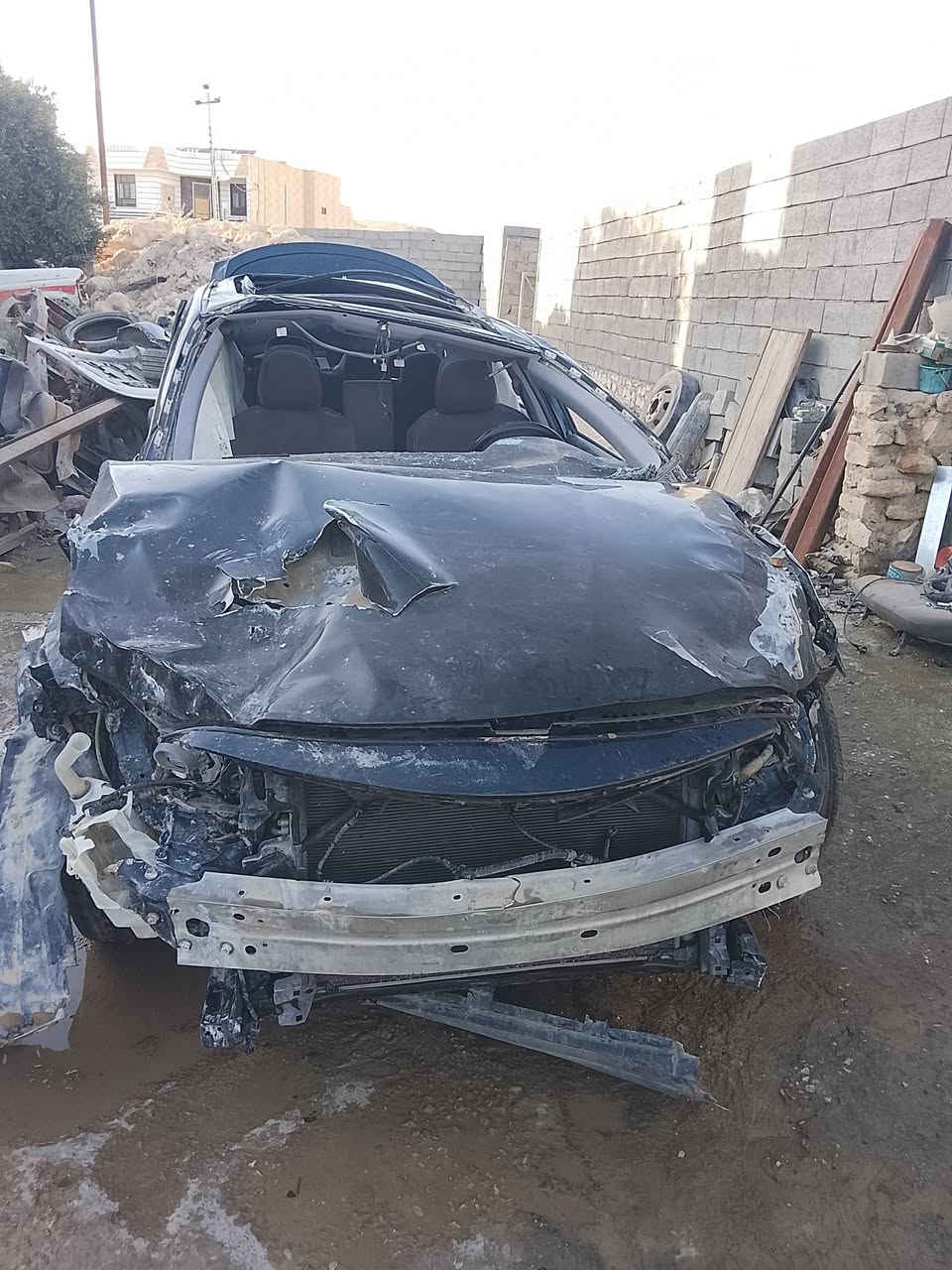 السلام عليكم 
كامري 2018
رقم بغداد 
تحويل مباشر 
أبيع ع حادثها
***********
