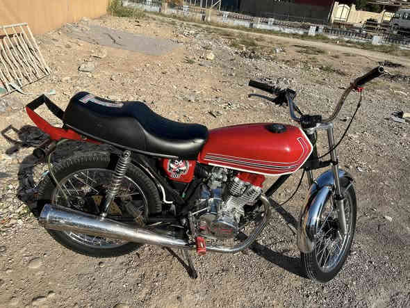 سلام عليكم 
دراجه تيربو للبيع موديل 2025 محرك ما مفتوح بريك خلفي دسك دراجه فول نضافه السعر 600 
مكاني موصل حمدانيه
للتواصل خاص او اتصل ***********
