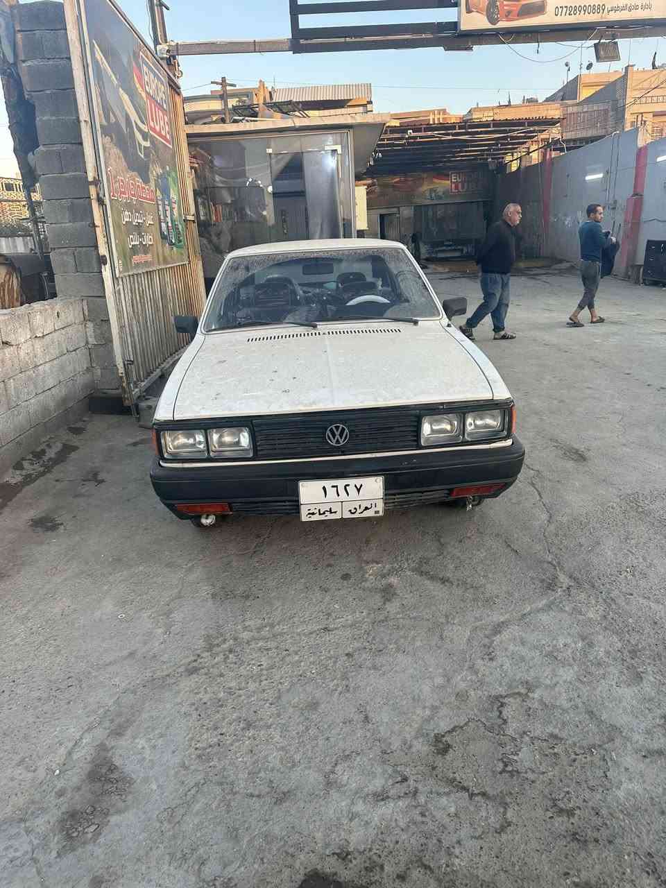 السلام عليكم
برازيلي 1988شركه سردار جديده جدآ  بحاله الزيرو رقم سليمانيه 
خاليه من البارد والصبغ كل غراضهه وكتلوكاتهه موجوده
مكفوله كفاله عامه لسعر 125$ مكانب بغداد البلديات قرب الامن العامه القديمه استفار الاتصال على هذا الرقم ***********.
