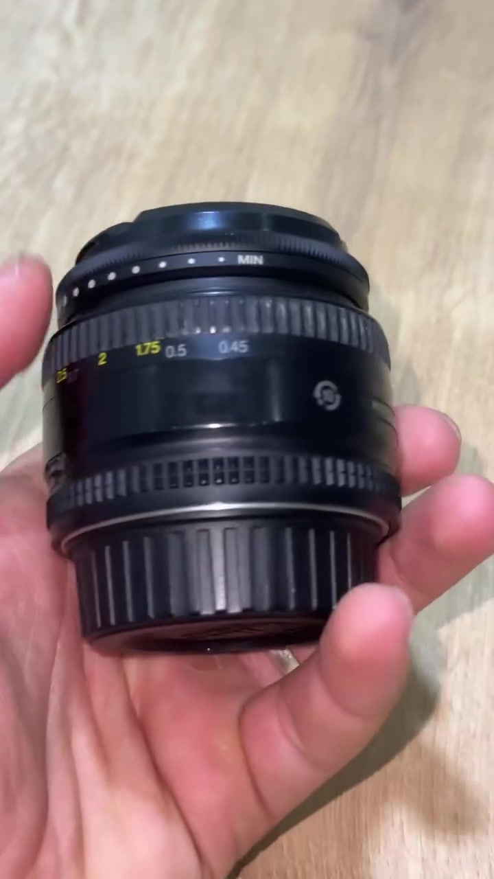 لێنزی 50mm نیکۆن لۆک لۆک لەگەڵ فلتەرێکی تایبەت شوختی نیە بۆ فڕۆشتن 90 هەزار


**إذا كنت صاحب هذا الإعلان وتريد حذفه لأي سبب، رجاءا أرسل رسالة إلى الدعم الفني**