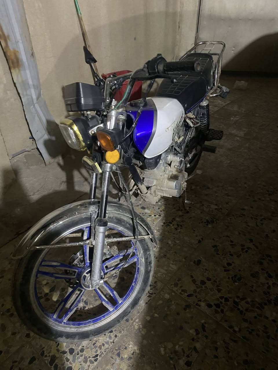 سلام عليكم دراجه ايراني سيفانه خمسه كير دراجه حلوه بس يرادلهه ترتيب مكينه اكفلك سعر 350 مكان بغداد الانتصار رقم *********** واتساب
