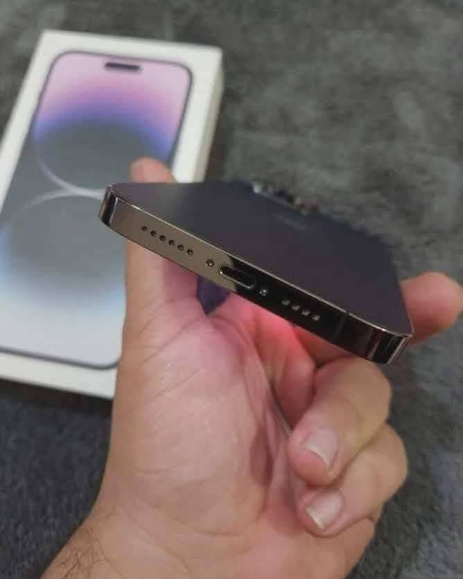 سلام علييكم
14 برو ماكس
جهاز كله شرط حاسبه
مبدل بطاريه فقط
سعره 450
قراضه كامل ويا شاحنه كارتونته
توصيل موجود
***********

