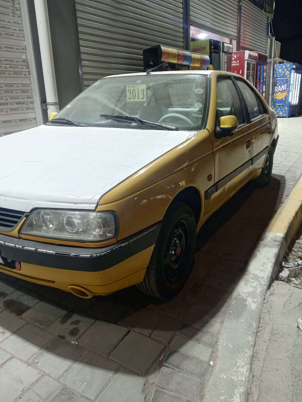 سلام عليكم بيجو لميس موديل 2015سياره بيها مكانت صبغ + تبريد نقصه بس غاز + مكينه جديده+ صدر جديد خلفي و أمامي + تخم تاير جديد+ باتري جديد سياره جهازه وخير من الله (سعر 40وبيها مجال ) شرط تحويل ثاني يوم سنويه لحد 2027 العنوان الشماعيه رقم الهاتف ***********
