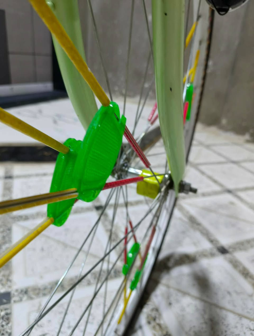 باسكل للبيع
لون مميز تفاحي 💚
موديل 22
نضافه 90/100
حاويه ماصارلي هواي من منزله


**إذا كنت صاحب هذا الإعلان وتريد حذفه لأي سبب، رجاءا أرسل رسالة إلى الدعم الفني**