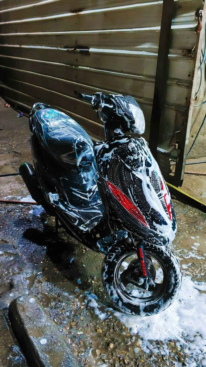 ماكس عدله للبيع او للمراوس حسب القناعه شعندك للمراوس نزل

دراجة جاهزه من كلشي  50بلاد ما مفتوحة ابد 

لايتات اشاير عداد قفل جنطه قفل سكان

دراجة بلاديه من كلشي ماتخسر عليه ربع ماتحك راسك وراها

ناصريه مركز حي الفداء  للاستفسار ***********
