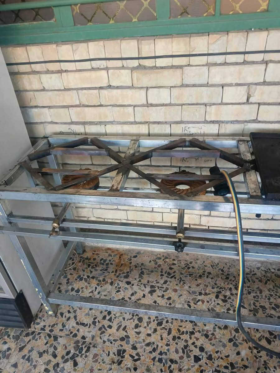 غراض مطعم لبيع كلش نظيفات عنوان بغداد 
***********
