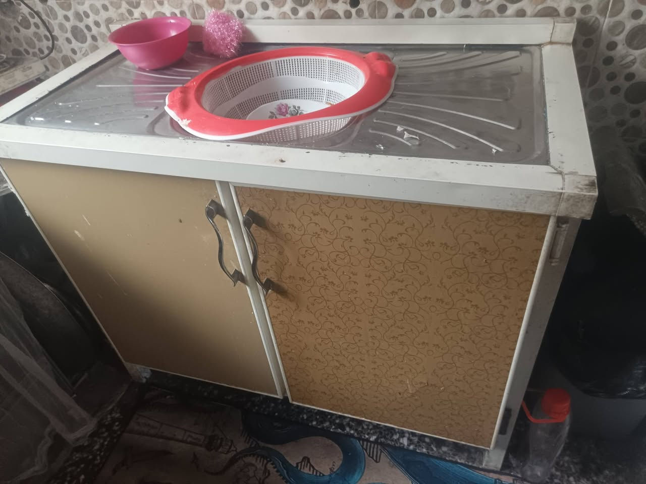 قنفات ٢٠٠ ... ميز طعام مع ٢ كراسي ٥٠ سنك بدون ملحق ٨٠ اوفن شغال ٣٠ المكان بغداد


**إذا كنت صاحب هذا الإعلان وتريد حذفه لأي سبب، رجاءا أرسل رسالة إلى الدعم الفني**