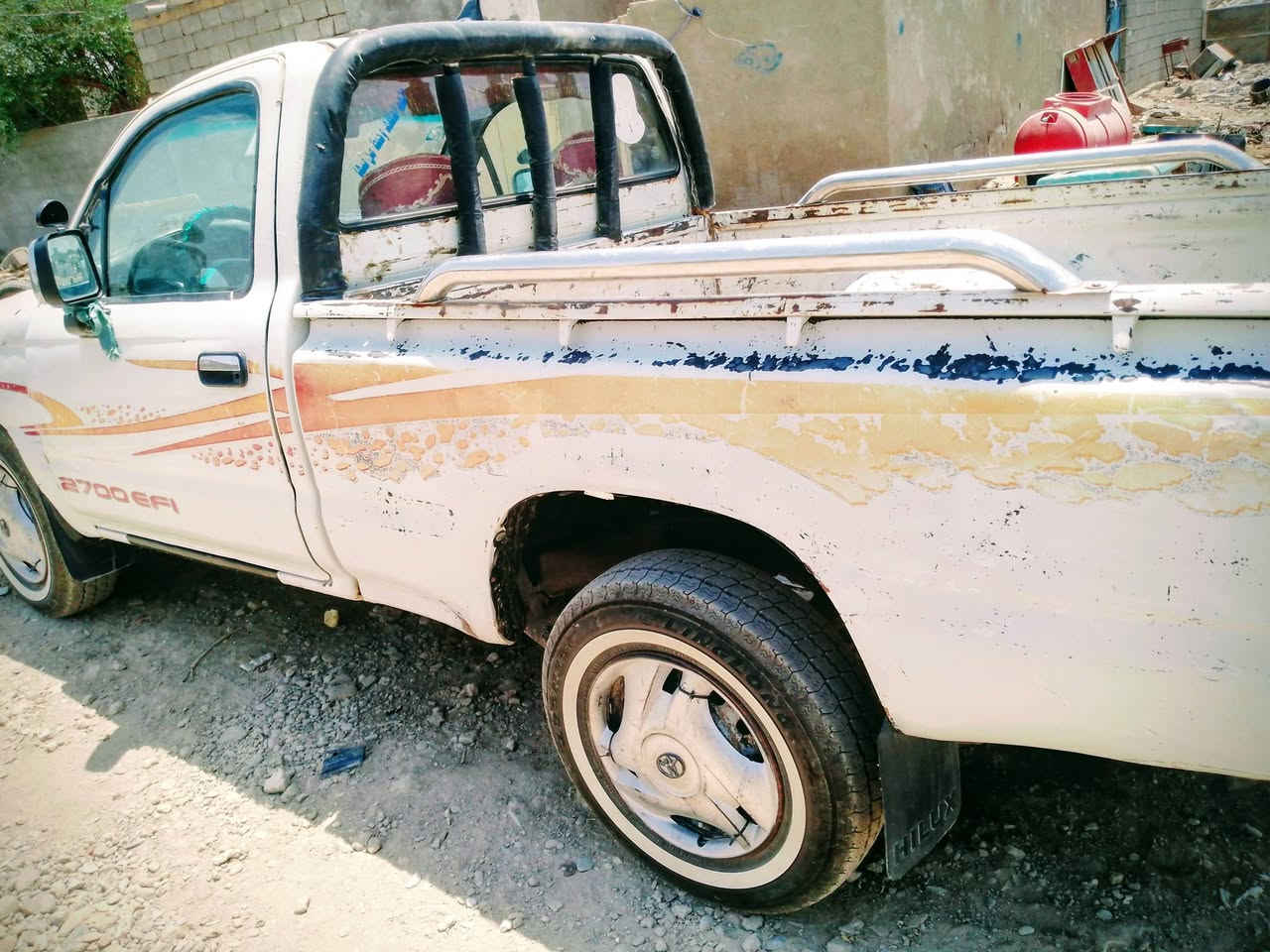 تك للبيع 2002 سياره هوسه الحيضات شويه متعوبه مال عمل الرقم القادسيه لل 28 ***********
