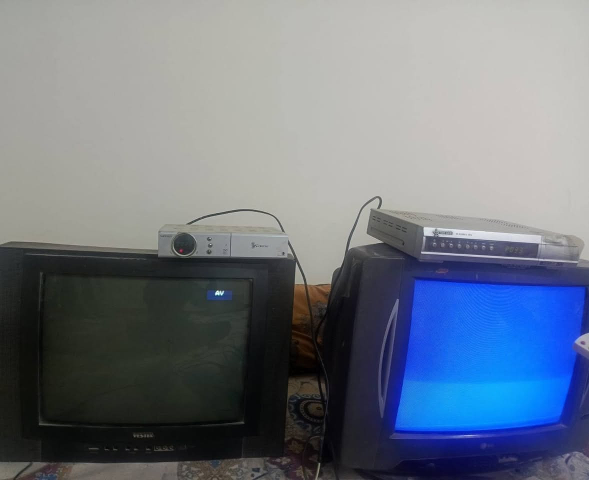 السلام عليكم
تلفزيونات عدد 2 للبيع شغالات مع ستلايتات عدد 2 هم شغالات يشتغلن على الستلايت و على البلي سعر الواحد 40 الف وبيهن مجال العنوان سماوه مركز المدينة للتواصل خاص ماسنجر


**إذا كنت صاحب هذا الإعلان وتريد حذفه لأي سبب، رجاءا أرسل رسالة إلى الدعم الفني**